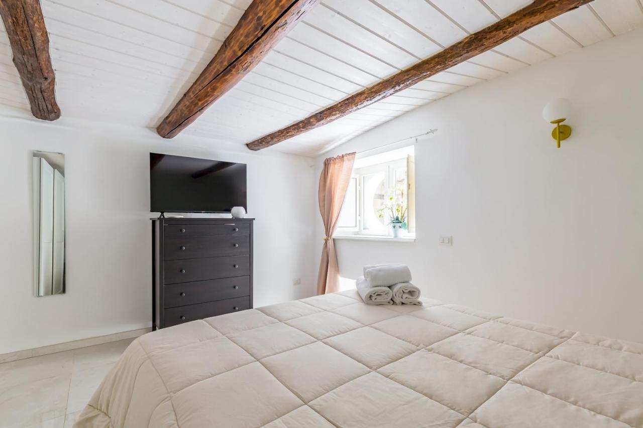 Umberto'S Nest At Toledo Apartment Napoli Exterior foto